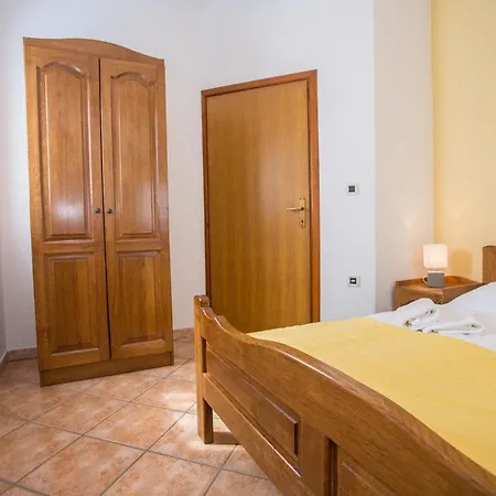Nini Apartmán *